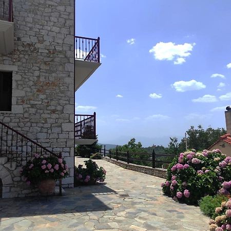 Meterizi Guesthouse Varvítsa Екстериор снимка