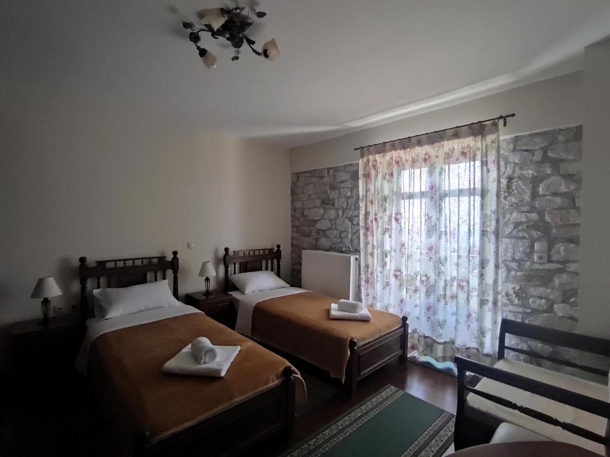 Meterizi Guesthouse Varvítsa Екстериор снимка