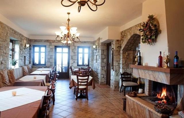 Meterizi Guesthouse Varvítsa Екстериор снимка